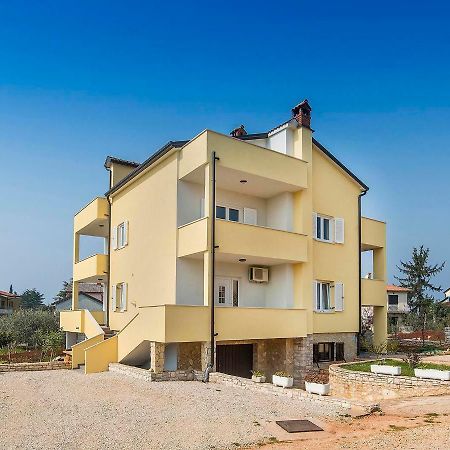 Apartments Goltes Lovrečica エクステリア 写真