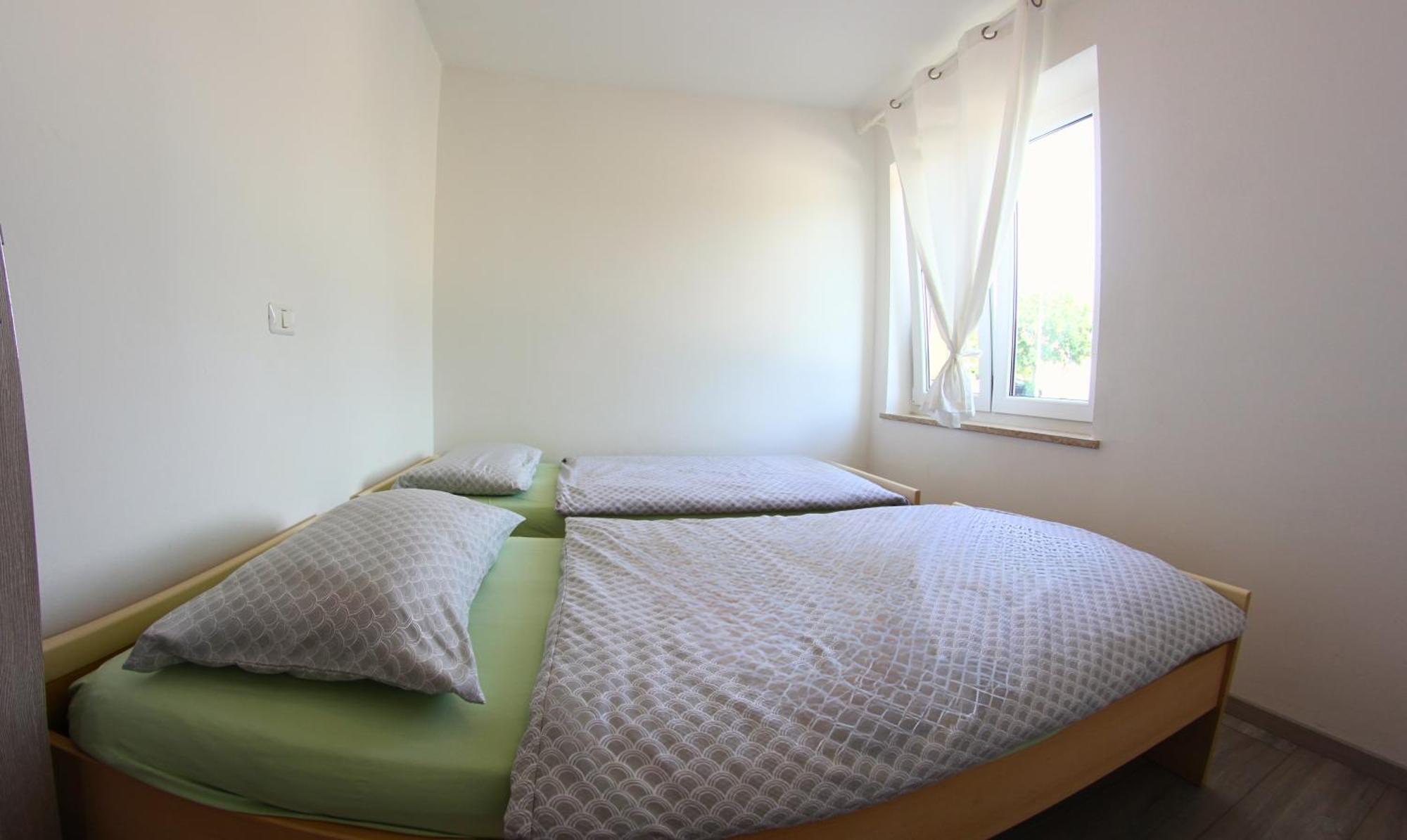 Apartments Goltes Lovrečica エクステリア 写真