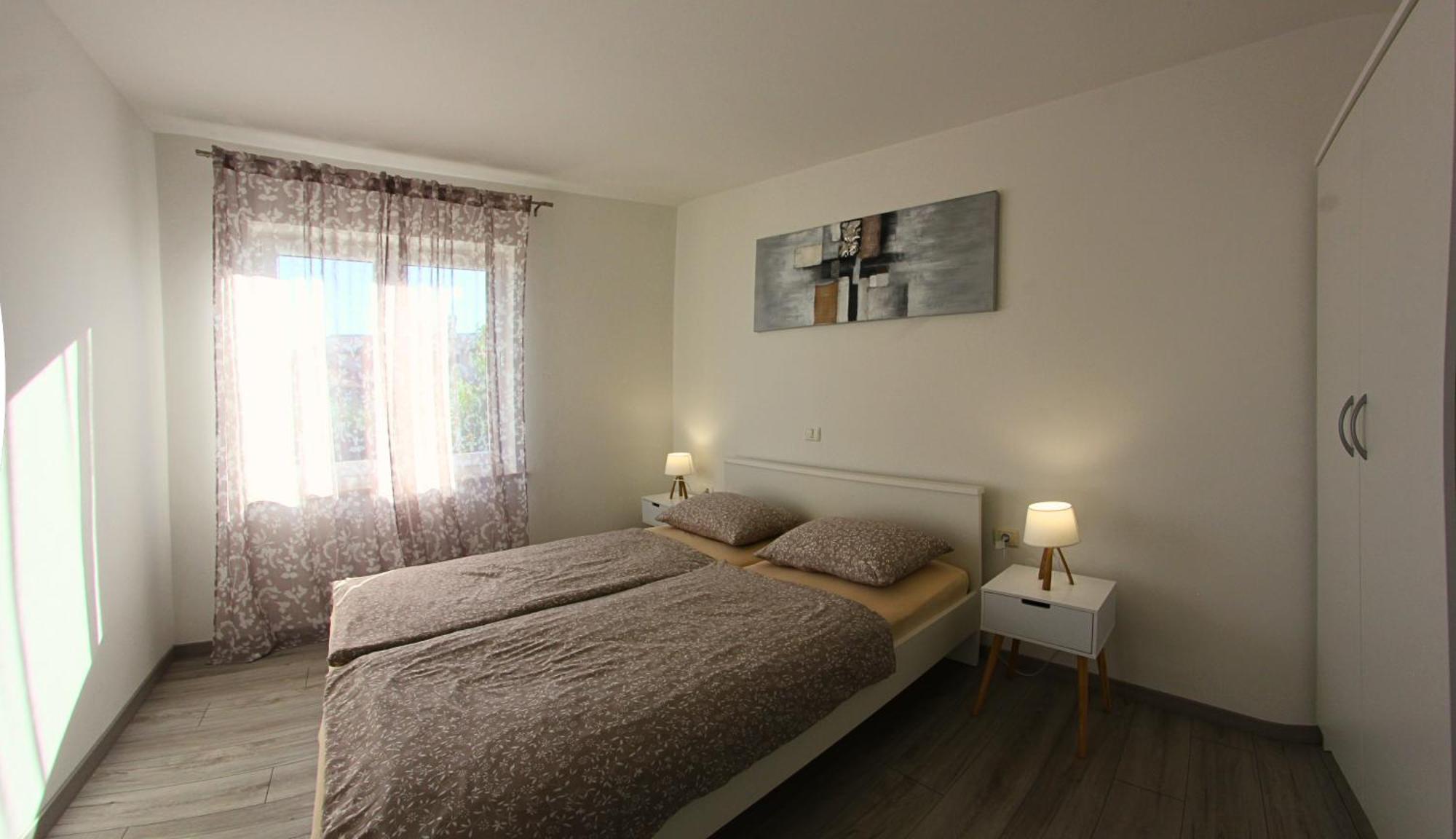 Apartments Goltes Lovrečica エクステリア 写真
